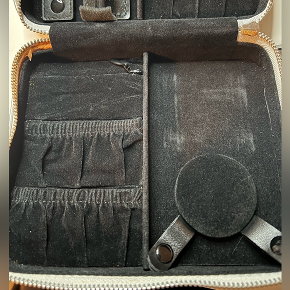 Pandora Jewelry Box - Picture 4 of 4